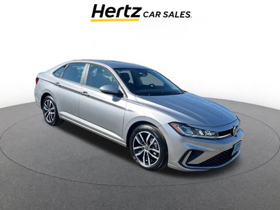 Used 2025 Volkswagen Jetta SE