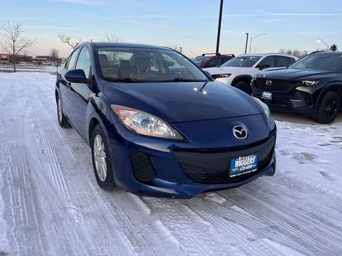 Used 2012 MAZDA MAZDA3 i Touring image 2