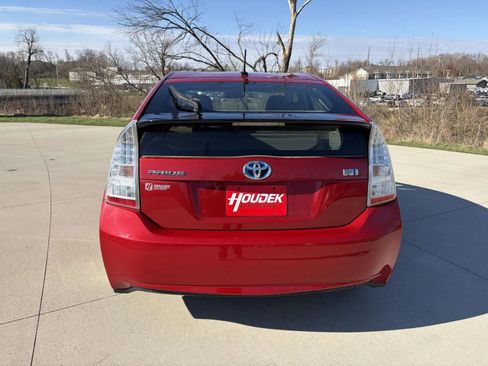 Used 2011 Toyota Prius Three image 7