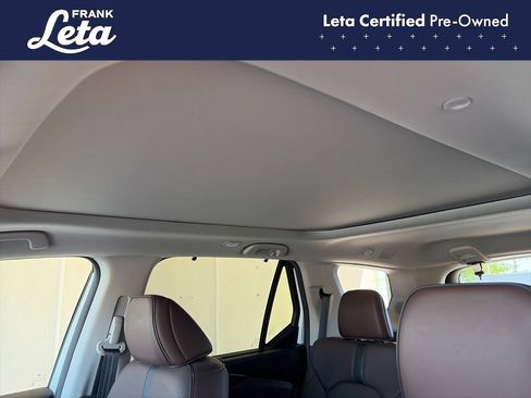 Used 2025 Honda Pilot Elite image 25