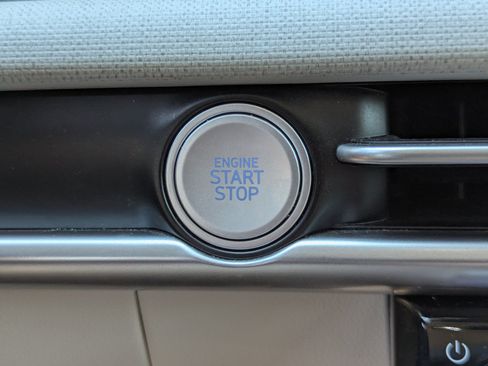 Used 2025 Hyundai Tucson SEL AWD/4WD image 40