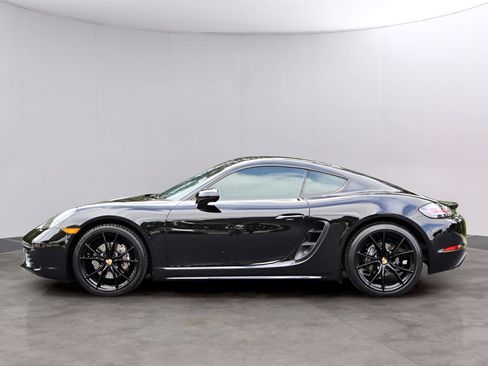 Used 2019 Porsche 718 Cayman RWD image 2