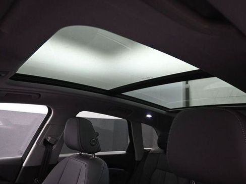 Certified 2025 Audi Q5 Premium w/ Convenience Package AWD/4WD image 27
