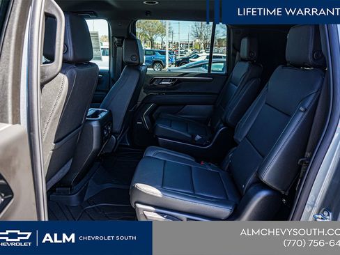 New 2026 Chevrolet Suburban LT w/ Comfort Package RWD image 19