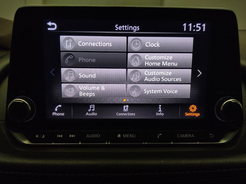 Used 2023 Nissan Rogue S FWD image 25
