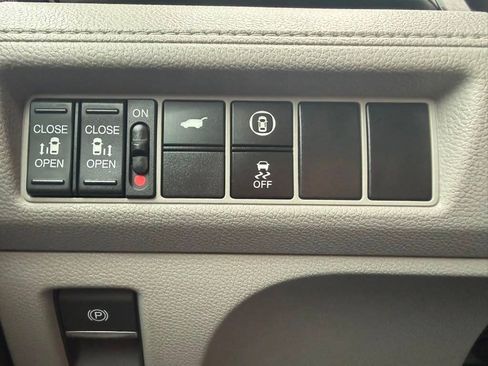 Used 2022 Honda Odyssey EX-L image 16