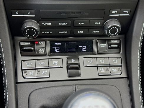 Used 2025 Porsche 718 Cayman image 25