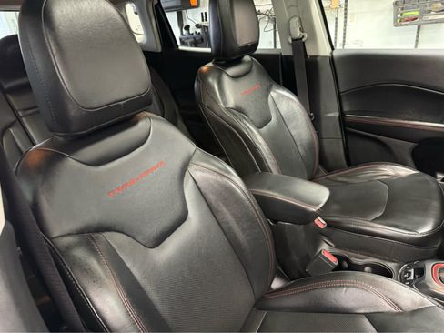 Used 2019 Jeep Compass Trailhawk w/ Leather Interior Group image 29