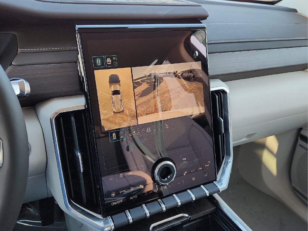 Used 2024 GMC Acadia Denali w/ LPO, Floor Liner Package FWD image 24