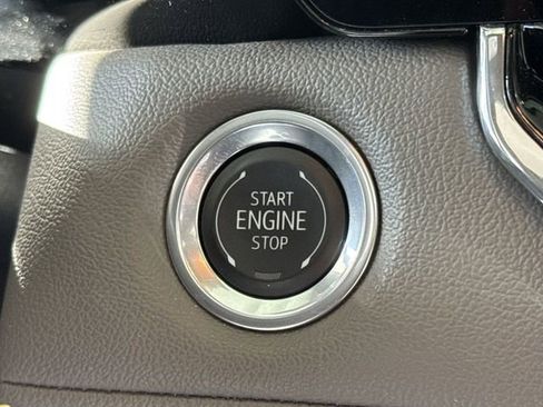 Used 2025 Chevrolet Colorado ZR2 w/ Technology Package image 16