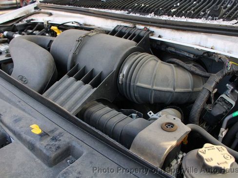 Used 2016 Ford E-450 and Econoline 450 Super Duty w/ Shuttle Bus Prep Package image 19