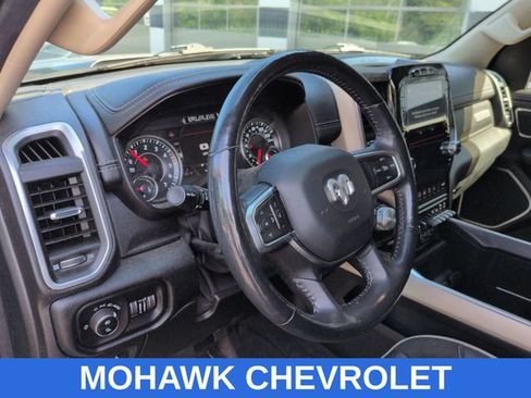 Used 2019 RAM 1500 Laramie AWD/4WD image 8