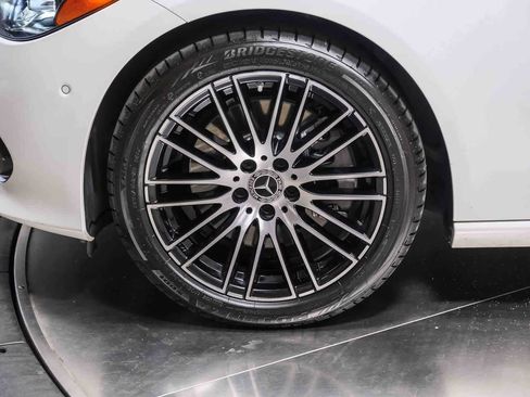 Used 2023 Mercedes-Benz C 300 Sedan image 7