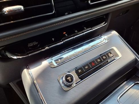New 2026 Lincoln Aviator 2WD image 15