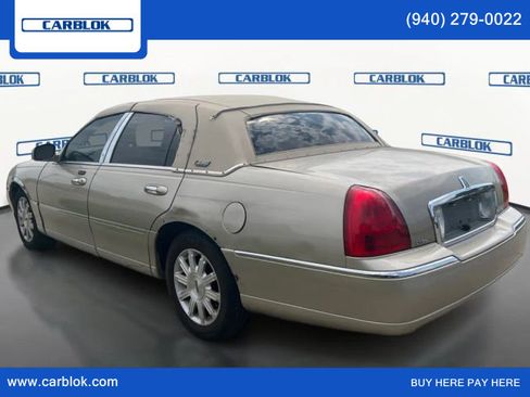 Used 2011 Lincoln Town Car Signature Limited w/ Continental Edition Pkg image 7