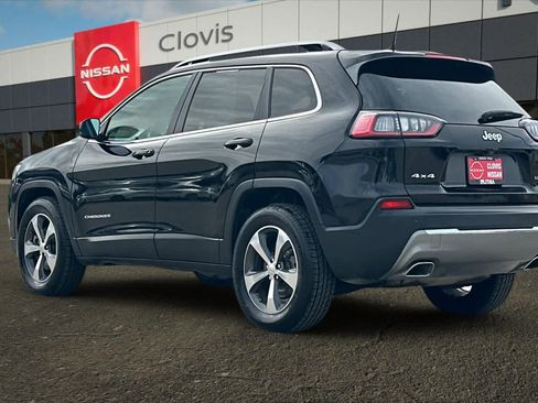 Used 2019 Jeep Cherokee Limited w/ Technology Group AWD/4WD image 7