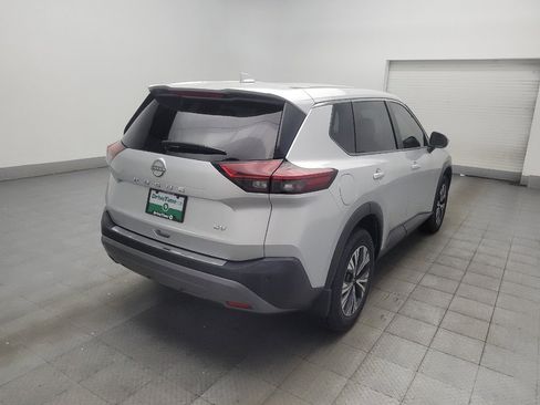 Used 2022 Nissan Rogue SV FWD image 9