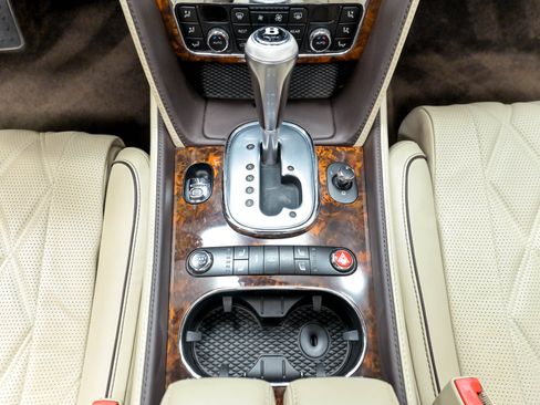 Used 2015 Bentley Flying Spur W12 AWD/4WD image 44