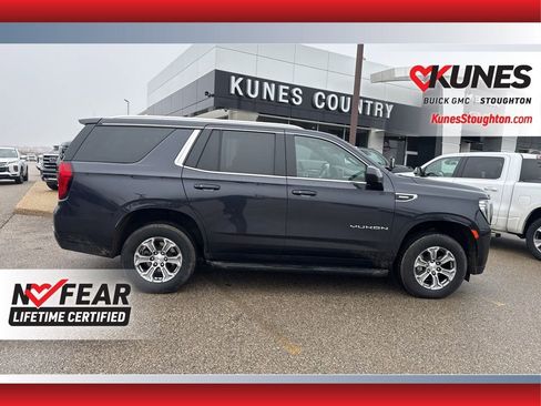 Used 2023 GMC Yukon SLE w/ Gmc Pro Safety Plus Package image 13