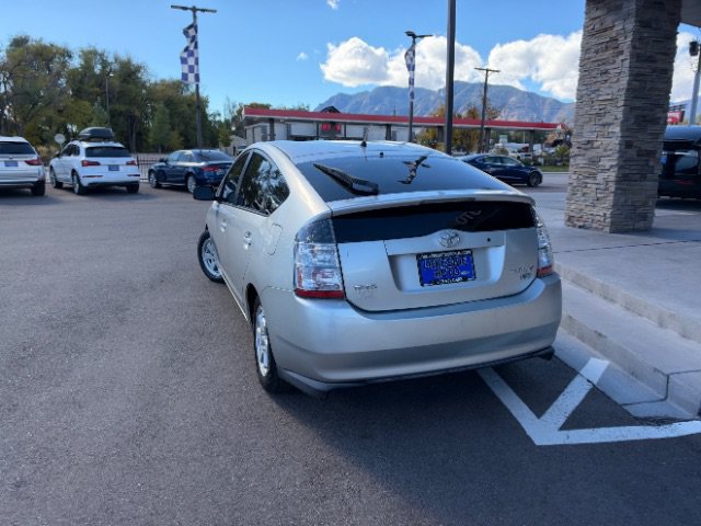 Used 2005 Toyota Prius w/ Pkg 6 FWD image 12
