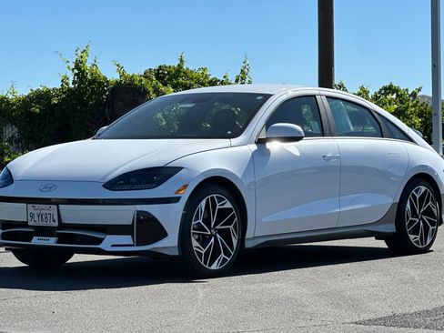 Used 2024 Hyundai Ioniq 6 SEL RWD image 8