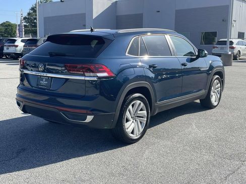 Certified 2021 Volkswagen Atlas Cross Sport SE w/ Panoramic Sunroof Package FWD image 7