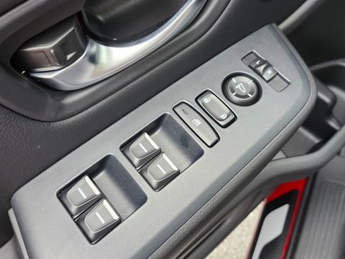 Certified 2025 Honda Pilot EX-L image 30