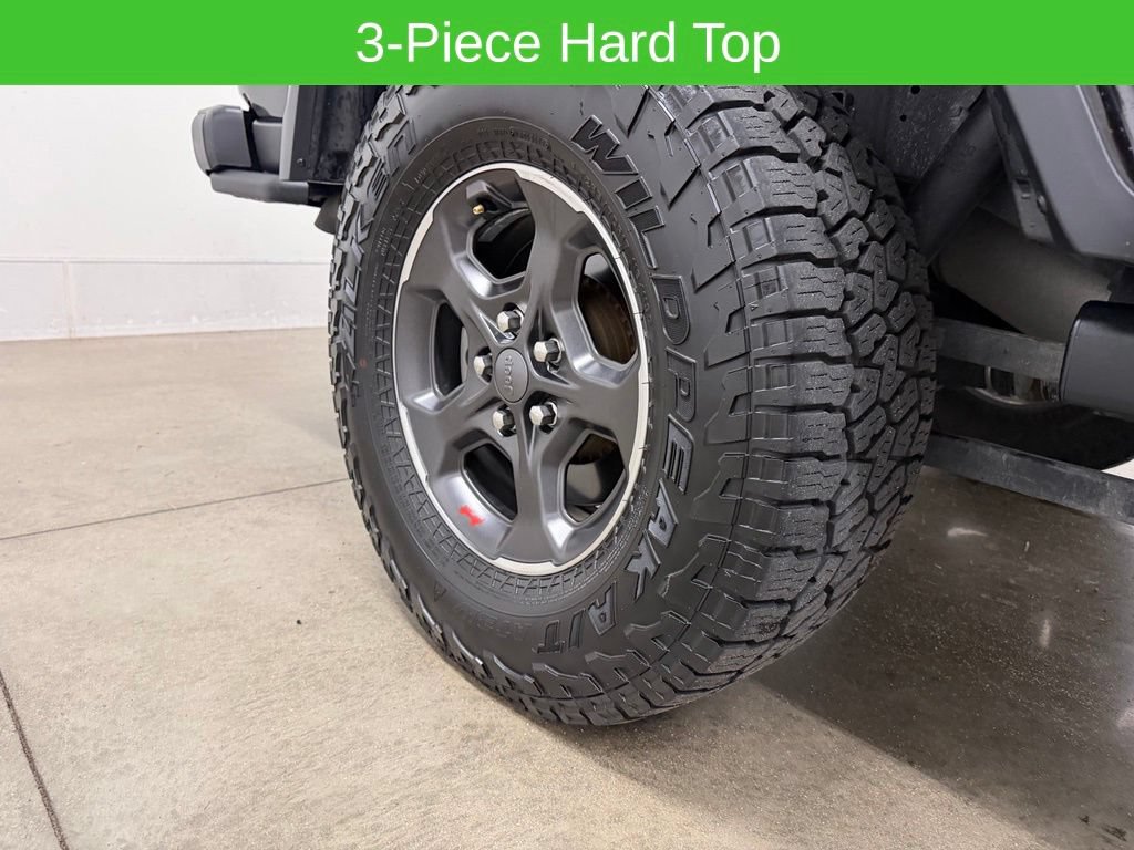 Used 2023 Jeep Gladiator Rubicon w/ LED Lighting Group AWD/4WD image 15