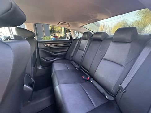 Used 2019 Honda Accord LX image 9