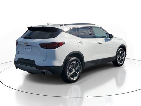 Certified 2025 Chevrolet Blazer LT w/ Convenience Package AWD/4WD image 4