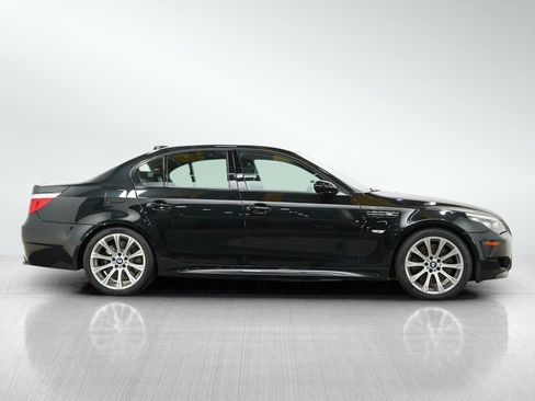 Used 2008 BMW M5 RWD image 6