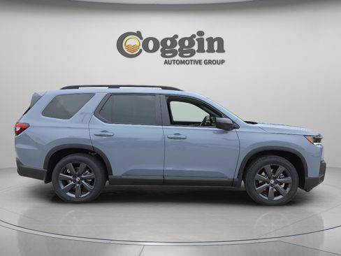 New 2026 Honda Pilot Sport image 6
