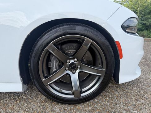 Used 2019 Dodge Charger SRT Hellcat w/ Navigation & Travel Group RWD image 24