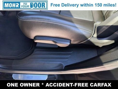 Used 2025 Cadillac XT6 Premium Luxury image 30