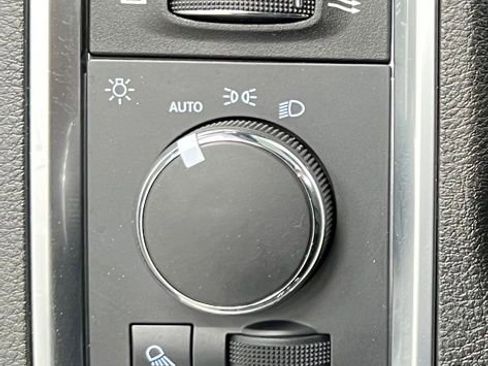 Used 2022 RAM 1500 Classic Warlock AWD/4WD image 86
