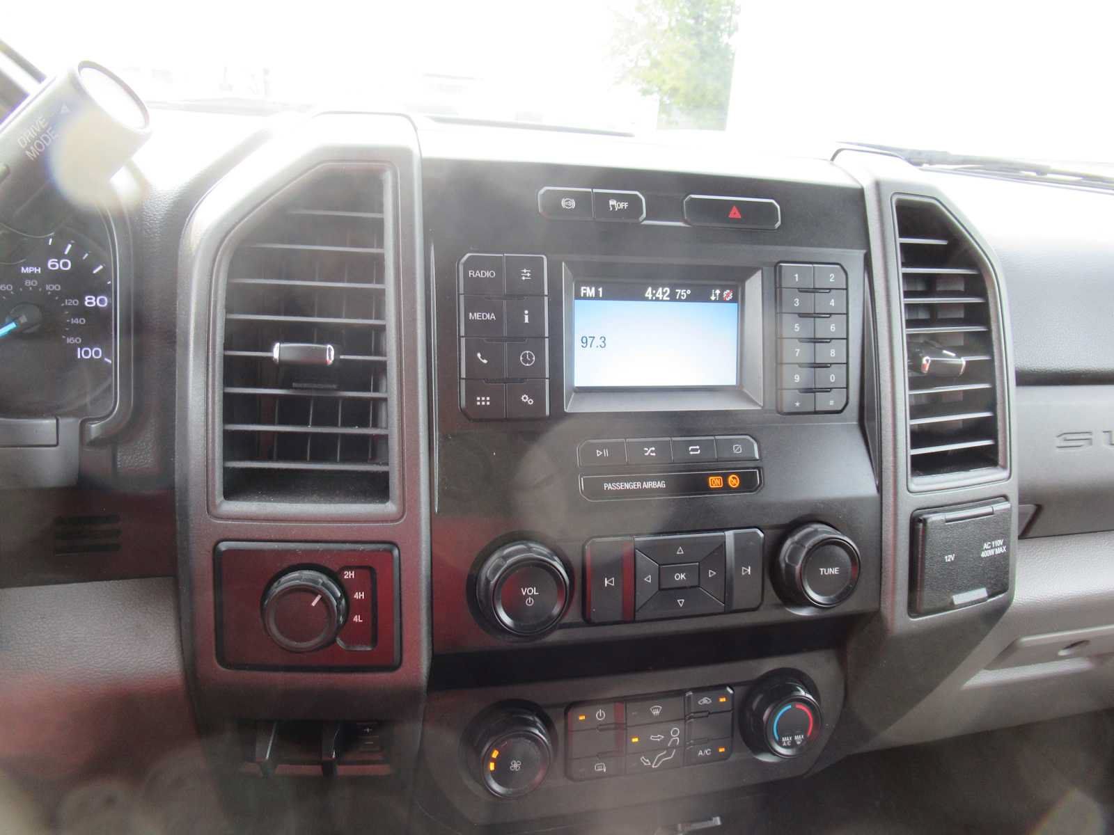 Used 2020 Ford F550 4x4 Crew Cab Super Duty image 19