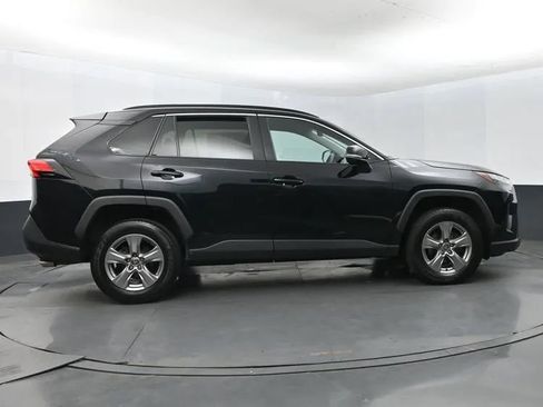 Used 2024 Toyota RAV4 XLE FWD image 4