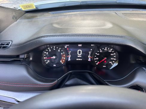 Used 2025 Jeep Compass Trailhawk AWD/4WD image 37