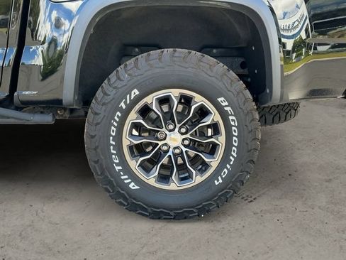 Used 2018 Chevrolet Colorado ZR2 AWD/4WD image 9