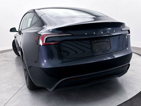 Used 2024 Tesla Model 3 Standard Range RWD image 9