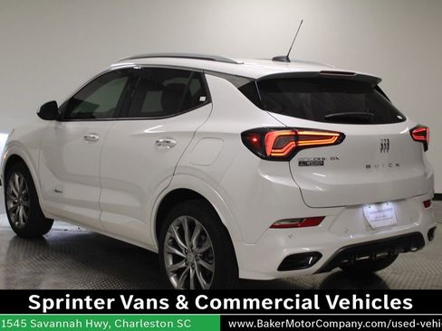 Used 2025 Buick Encore GX Avenir w/ Avenir Convenience Package FWD image 3