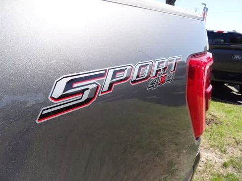 Used 2022 Ford F150 XLT w/ Equipment Group 302A High AWD/4WD image 16