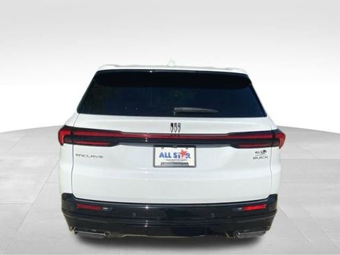 Used 2025 Buick Enclave Sport Touring image 7