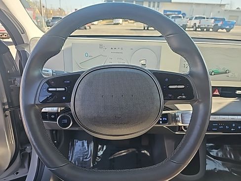 Used 2022 Hyundai Ioniq 5 SEL image 15