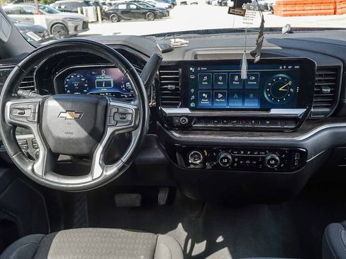 Used 2023 Chevrolet Silverado 1500 LT w/ Protection Package AWD/4WD image 7