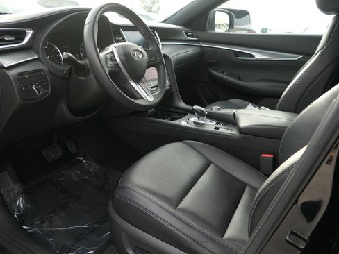 Used 2022 INFINITI QX55 Luxe w/ Cargo Package image 12