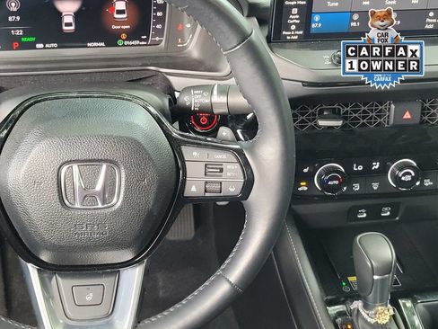 Used 2025 Honda Accord Touring image 13