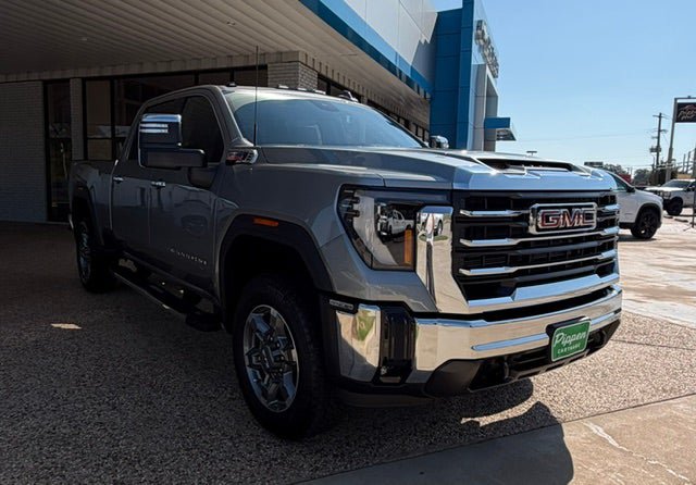 New 2026 GMC Sierra 2500 SLT AWD/4WD image 1