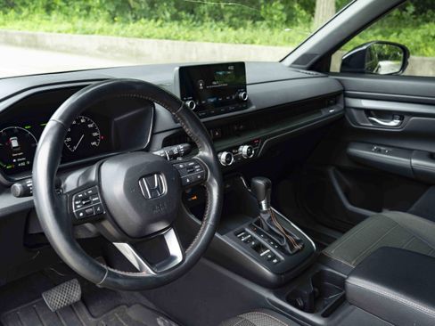 Used 2024 Honda CR-V Sport image 16