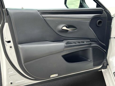 Certified 2021 Lexus ES 350 w/ Protection Package (P3) FWD image 17